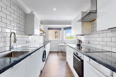 3 bedroom flat for sale, Benalder Street, Glasgow G11