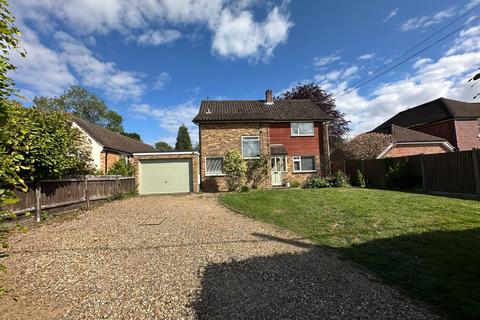 3 bedroom detached house for sale, Long Lane , Bovingdon HP3