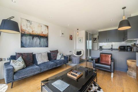 1 bedroom flat for sale, Maltings Place, London SE1