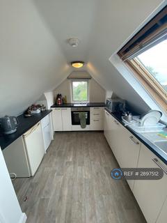 1 bedroom in a house share to rent, Hale Lane, London, NW7