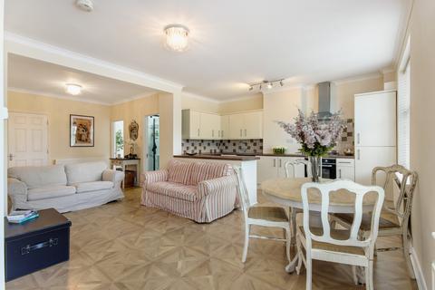 3 bedroom apartment for sale, Sevenoaks Road, Otford, Sevenoaks, Kent, TN14