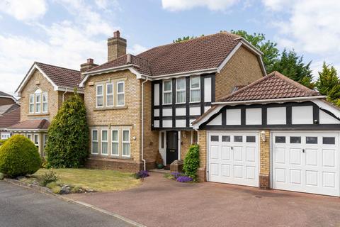 Sovereign Close, West Purley