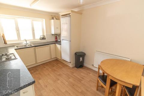 4 bedroom terraced house to rent, Drayton Road, Norwich