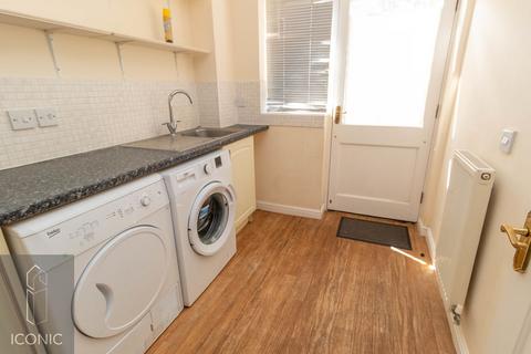 4 bedroom terraced house to rent, Drayton Road, Norwich