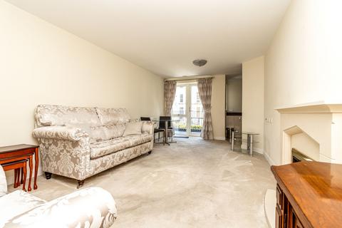 2 bedroom flat for sale, South Parade, Tudor Rose Court South Parade, PO4