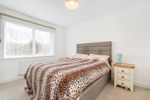 undefined, 41 Cronk Cullyn, Colby
