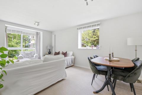 2 bedroom flat for sale, Troon Court, Sunninghill