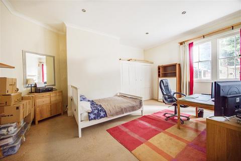 1 bedroom apartment for sale, Bramley Hill, South Croydon