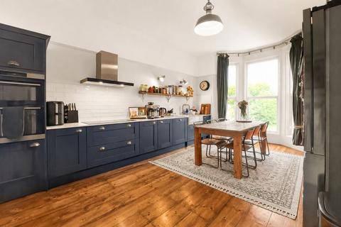 5 bedroom semi-detached house for sale, Elphinstone Road, Southsea