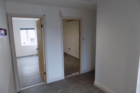 Property to rent, 43 Market Street, Westhoughton, Bolton