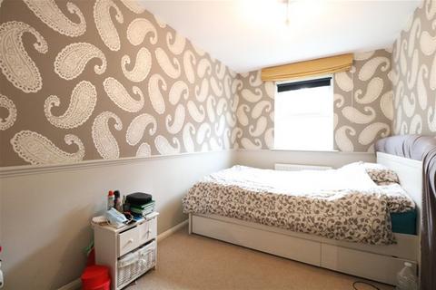 2 bedroom flat for sale, Shaftesbury Gardens, North Acton, North Acton