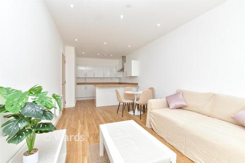 2 bedroom apartment for sale, South House, Chatham ME4
