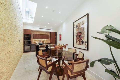 2 bedroom terraced house for sale, Lexham Mews, Kensington, London, W8