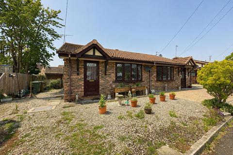 2 bedroom semi-detached bungalow for sale, Rowan Tree Close, Wirral, CH49