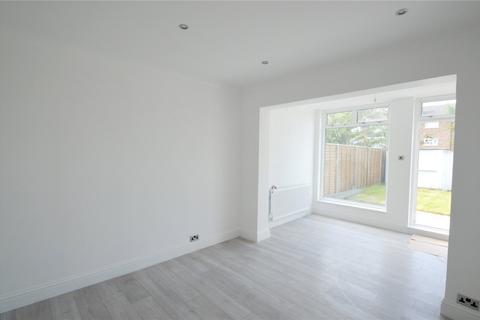4 bedroom terraced house to rent, Midhurst Avenue, Croydon, CR0