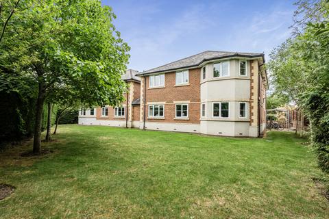 2 bedroom apartment for sale, Almond Close, Windsor, Berkshire