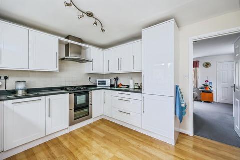3 bedroom semi-detached house for sale, Wembley Gardens, Nottingham, NG9