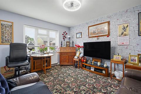 2 bedroom apartment for sale, Calverton Close, Toton