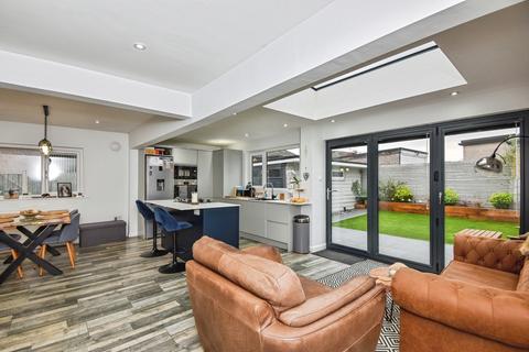 2 bedroom bungalow for sale, Fairhope Avenue, Morecambe, Lancashire, LA4