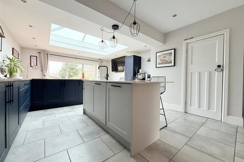 3 bedroom semi-detached house for sale, Hillsborough Road, Glen Parva LE2