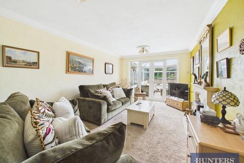 3 bedroom detached bungalow for sale, Wooldale Drive, Filey