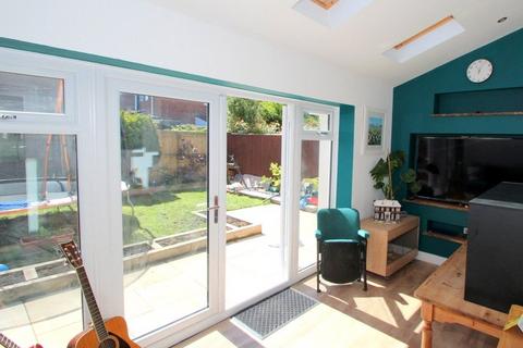 3 bedroom semi-detached house for sale, Bavington Gardens, North Shields, NE30