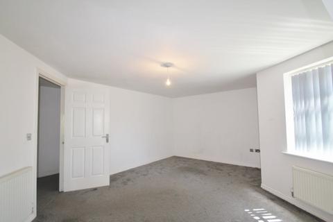 2 bedroom flat to rent, Shawbury Avenue, Kingsway, Gloucester, GL2