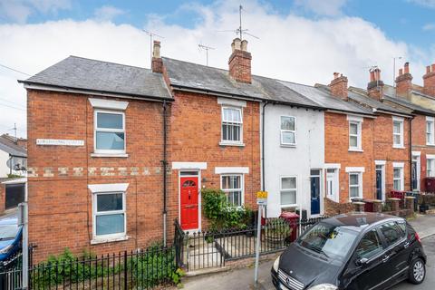 2 bedroom terraced house to rent, Chesterman Street, Reading, RG1