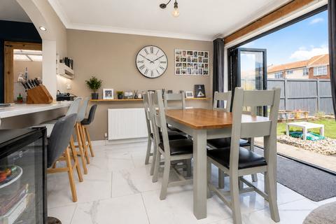 3 bedroom end of terrace house for sale, Eastchurch Road, Cliftonville, Margate, Kent, CT9