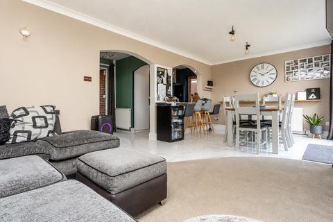 3 bedroom end of terrace house for sale, Eastchurch Road, Cliftonville, Margate, Kent, CT9