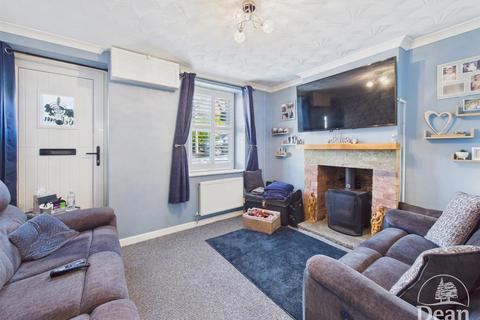2 bedroom end of terrace house for sale, Forest Road, Cinderford