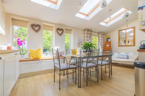 3 bedroom semi-detached house for sale, Savoy Drive, Oldham OL2