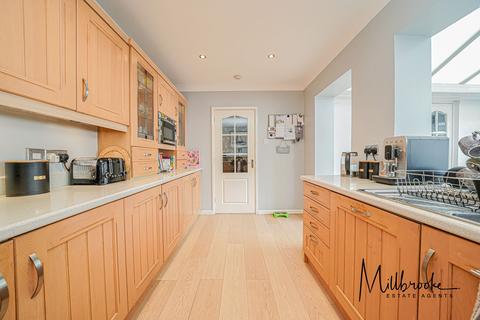 3 bedroom detached house for sale, Vicars Hall Gardens, Worsley, M28