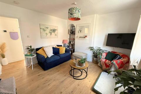 2 bedroom terraced house for sale, 94 Wenlock Road, Shrewsbury, SY2 6JT