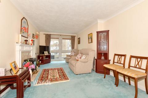 1 bedroom apartment for sale, Captains Court, Hythe CT21
