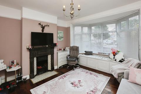 4 bedroom semi-detached house for sale, Hill Lane, Bassett, Southampton, Hampshire, SO15