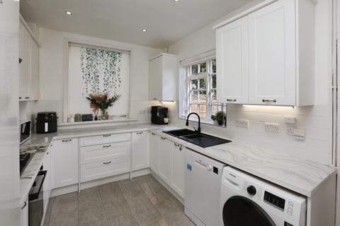4 bedroom semi-detached house for sale, Hill Lane, Bassett, Southampton, Hampshire, SO15