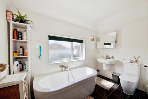 3 bedroom semi-detached house for sale, Meadow Road, Romford, RM7