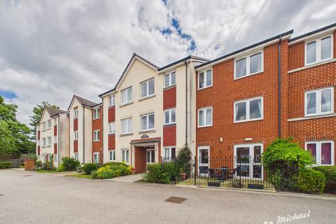 1 bedroom flat for sale, Croft Road, Aylesbury