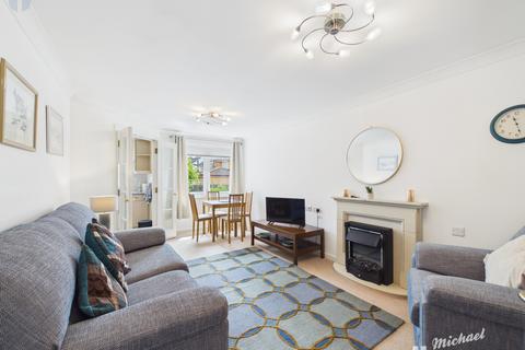 1 bedroom flat for sale, Croft Road, Aylesbury
