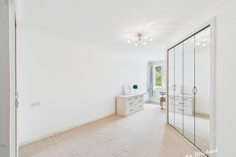 1 bedroom flat for sale, Croft Road, Aylesbury
