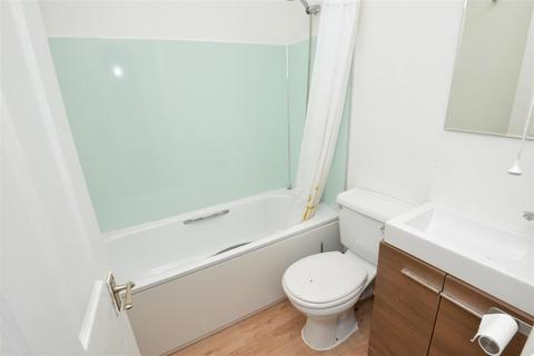 2 bedroom maisonette for sale, Two Mile Hill Road, Kingswood, Bristol BS15 1BH