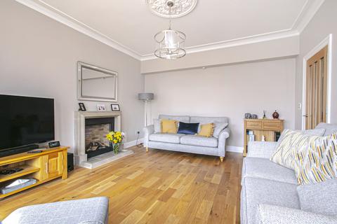 4 bedroom detached house for sale, 144 Halbeath Road, Dunfermline, KY11 4LB
