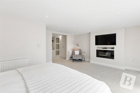 5 bedroom detached house for sale, Oak Hill Road, Stapleford Abbotts, Essex, RM4