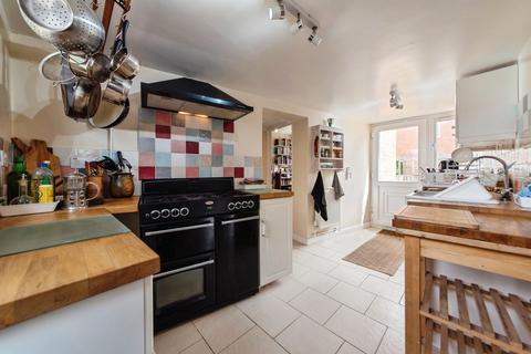 3 bedroom character property for sale, Middle Road, Whaplode, Spalding