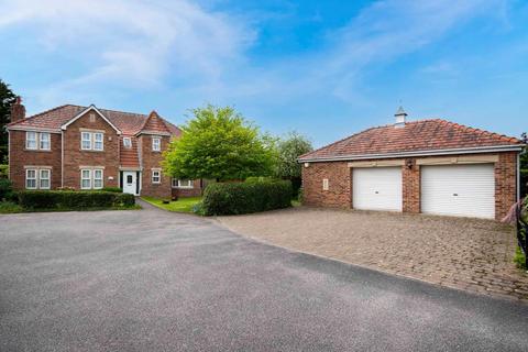 4 bedroom detached house for sale, Park Mews, Retford