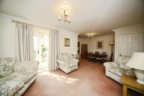 2 bedroom flat for sale, Fullands House, Shoreditch Road, Taunton, Somerset, TA1