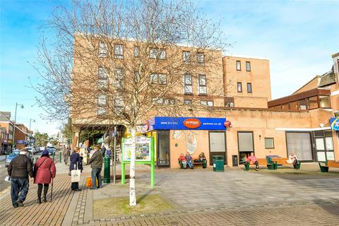 1 bedroom apartment for sale, Station Road, New Milton, Hampshire, BH25