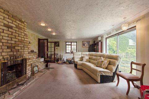 4 bedroom detached house for sale, Fox Lane, Royston