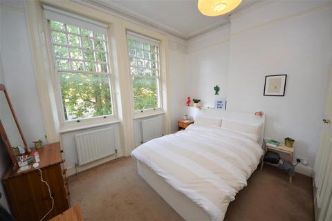 2 bedroom flat for sale, Broadhurst Gardens, South Hampstead NW6
